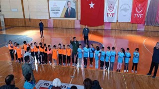 Beyşehirde geleneksel çocuk oyunları turnuvası heyecanı