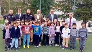 Bilecik İl Emniyet Müdürlüğü ekipleri minik öğrencilerle buluştu