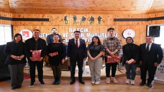 Bilecikte genç yetenekler sahne aldı, kültür ve sanat rüzgarı esti