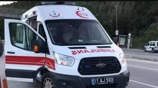 Bilecikte seyir halinde devrilen motosiklet sürücüsü yaralandı