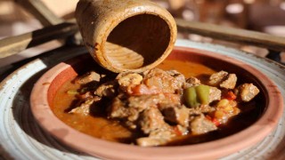 Bin yıllık değişmeyen lezzet testi kebabı