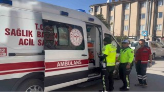 Bisiklet ile elektrikli skuter çarpıştı: 2 yaralı