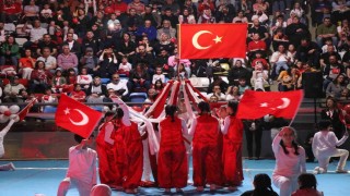 Boluda coşkulu 23 Nisan şenlikleri