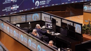 Borsa Güne Düşüşle Başladı: BIST 100 Endeksinde Zayıf Seyir Devam Ediyor