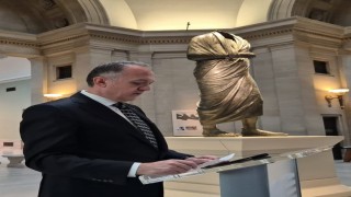 Boubon Antik Kentinden kaçırılarak yurt dışına çıkarılan bronz heykeli, 65 yıl sonra Türkiyeye teslim edildi