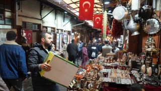 Boykot Gaziantepe uğramadı: Çarşı-pazardaki yoğunluk dikkat çekti