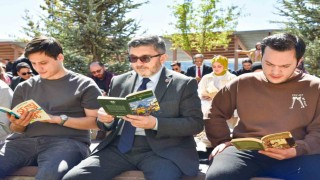 BŞEÜde kitap okuma etkinliği düzenlendi
