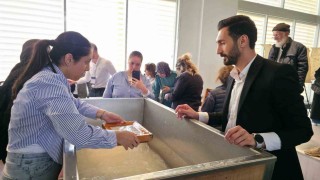 Bu etkinlikte kağıdın tarihi yolculuğu anlatıldı