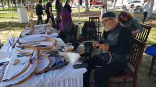 Bu festivalde unutulmaya yüz tutmuş meslekler sergileniyor