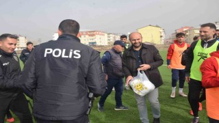 Bulanıkta ihbara giden polislere pasta sürprizi