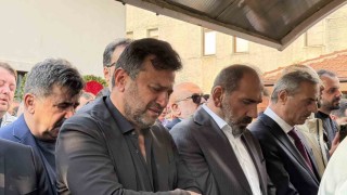 Bülent Uygunun kızı son yolculuğuna uğurlandı