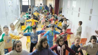 Bursalı minikler okul öncesi eğitimde sınırları aştı