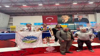 Büyükşehir sporcusundan gururlandıran başarı
