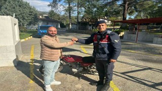 Çalınan motosikletine 7 yıl sonra kavuştu