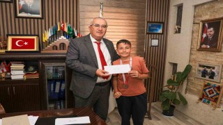 Çamelili öğrenciler 23 Nisan Tenis Turnuvasına damga vurdu