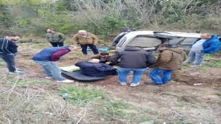 Çatalcada araç ağaca saplandı: 1 yaralı
