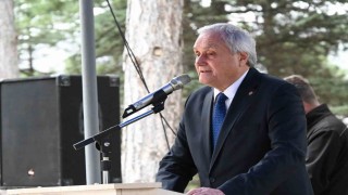 CHPli Başkandan skandal konuşma: Osmanlı yurt topraklarını yabancılara parsel parsel sattı