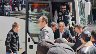 CHPli eski belediye başkanı usülsüzlük soruşturmasında adliyede