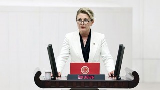 CHP’li Kaya: “Kadın Bedeni Siyasetin Malzemesi Değildir!”
