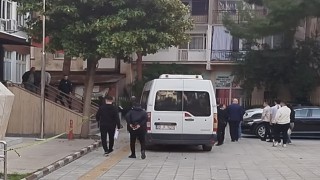 CHPli Kemalpaşa Belediyesine yönelik usulsüzlük operasyonunda 2 tutuklama