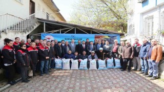 Çiftçilere hibe destekli tohum dağıtıldı