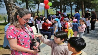 Çocuklara hayvan sevgisi aşılandı