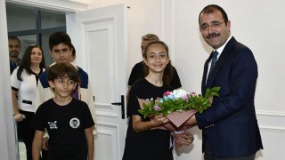 Çukurova Okulları Öğrencileri Kaymakam Erdinç Dolu’yu Ziyaret Etti