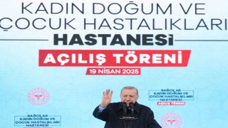 Cumhurbaşkanı Erdoğan: Ana muhalefetin genel başkanının yüzü kızarması gerekirken sağa sola siyasi ahlak dersi vermeye kalkıyor