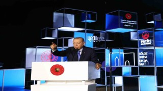 Cumhurbaşkanı Erdoğan: Kendini ülkenin yegane sahibi zanneden bir avuç zorbanın taşkınlıklarına eyvallah etmedik