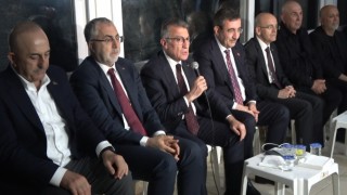 Cumhurbaşkanı Yardımcısı Yılmazdan Mevlüt Çavuşoğluna taziye ziyareti