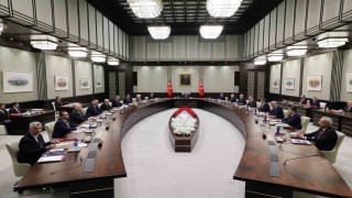 Cumhurbaşkanlığı Kabinesi, Cumhurbaşkanı Recep Tayyip Erdoğan başkanlığında Cumhurbaşkanlığı Külliyesinde toplandı.