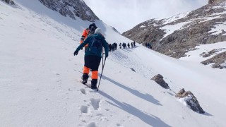 Dağcılar Bolkar Dağlarında zirve yaptı