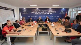 Deprem sonrası Ataşehirde kriz masası kuruldu