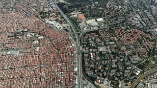 Depremle gündeme gelen iki farklı İstanbul şehirleşmesi havadan görüntülendi