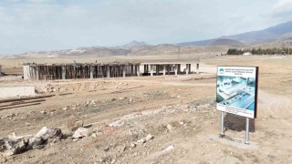 Develinin giriş kapısı olacak yeni otobüs terminali inşaatı hızla yükseliyor