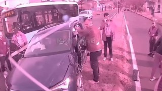 Dikkatsiz sürücü kazaya neden oldu