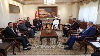 Diyanet İşleri Başkanı Erbaş, Filistinli Alimler Heyetini kabul etti