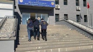 Diyarbakırda haklarında arama kaydı bulunan 3 kişi yakalandı