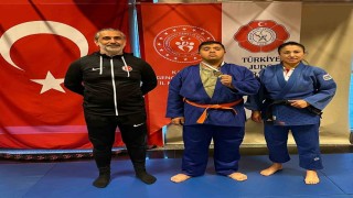 Down Sendromlu Samet şampiyon oldu