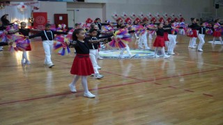 Edremitte 23 Nisan Ulusal Egemenlik Ve Çocuk Bayramı coşkuyla kutlandı