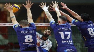 Efeler Ligi: Fenerbahçe: 3 - Arkas Spor: 1