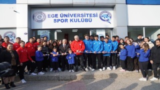 Ege Üniversitesi Spor Kulübü, sualtı ragbisi ile göz kamaştırıyor