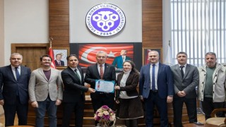 Eğitim Fakültesi tüm anabilim dallarıyla akreditasyonunu tamamladı