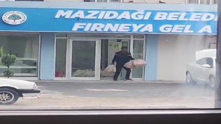 Ekmek satışında ayrıcalık tepki çekti