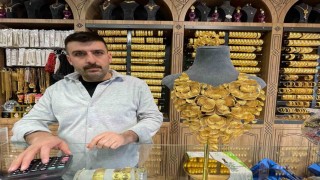 Elazığda gösterişli düğünlerin kurtarıcısı imitasyon takılara yoğun ilgi