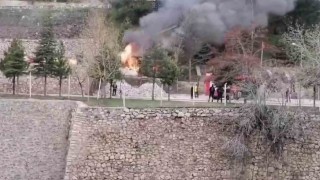 Elazığda konteyner yangını
