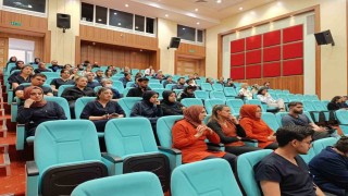 Elazığda sağlık çalışanlarına aşı ve transferleri hakkında bilgi verildi