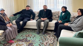 Emet Kaymakamı Seymandan şehit ailesine ziyaret