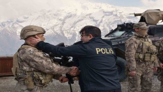 Emniyet Müdürü Yılmaz, görevli polislerin bayramını kutladı