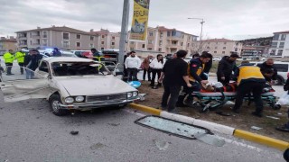 Erzincanda trafik kazası: 3 yaralı